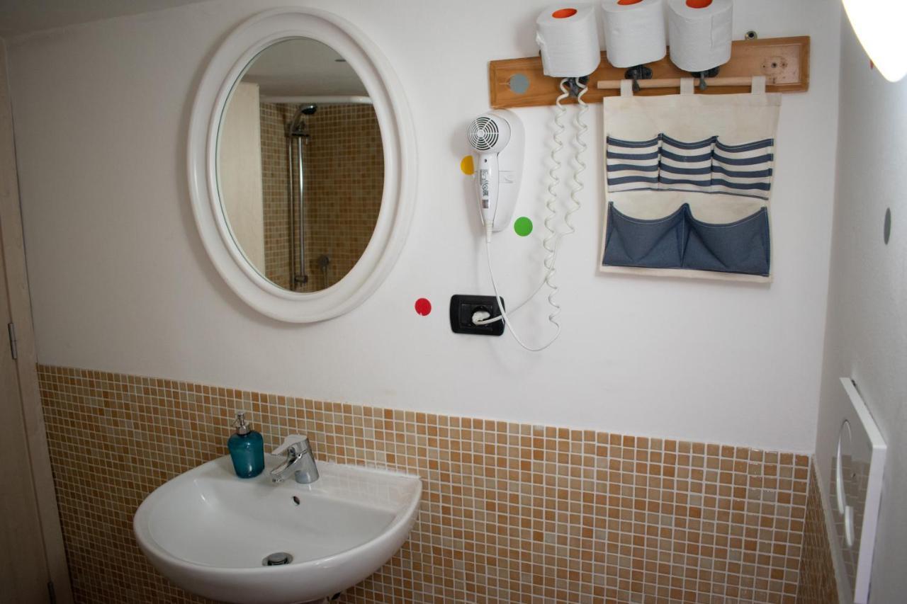 Abbey Hostel Gênes Extérieur photo
